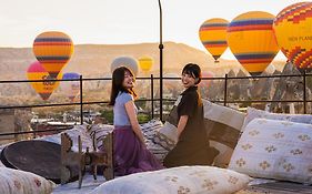 Ares Cave Suites